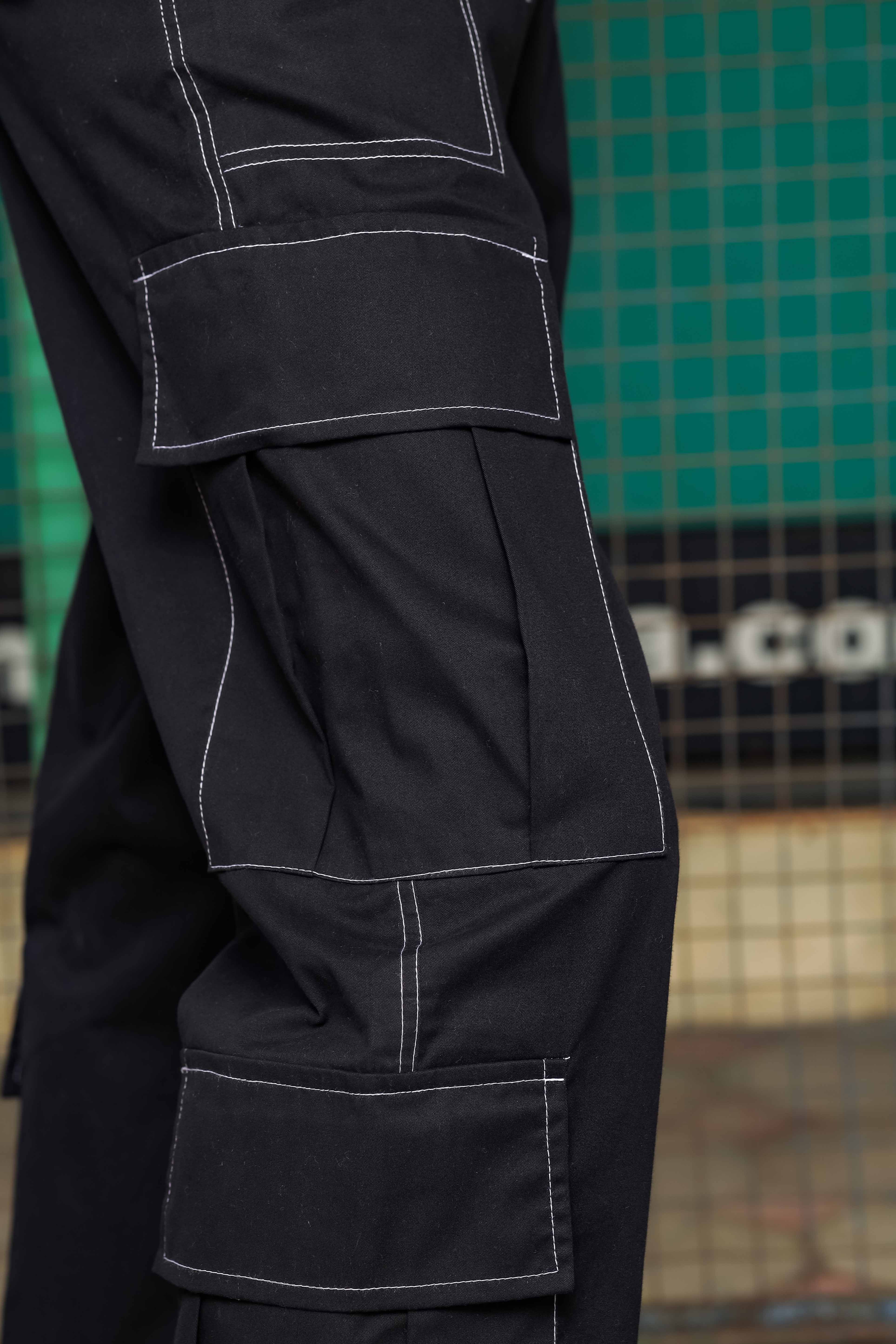 Unisex Mid-Rise Baggy Fit Parachute Cotton Cargo Trousers