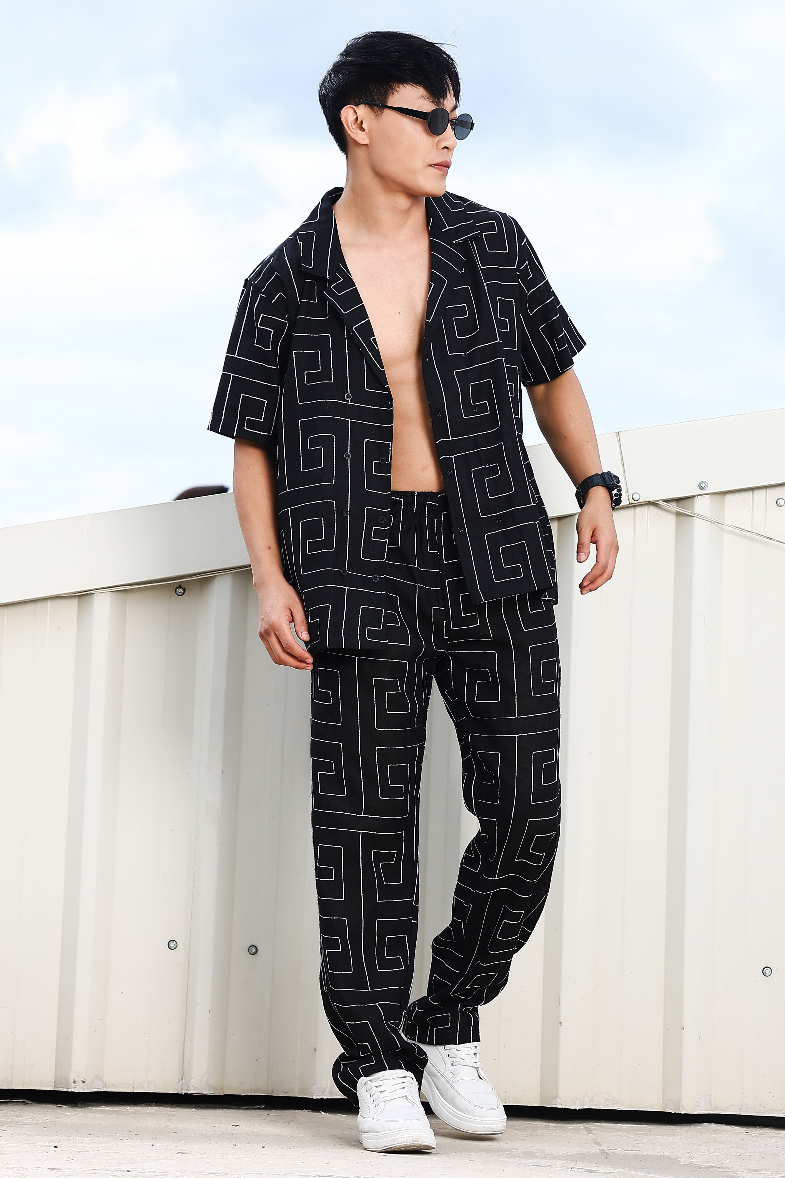 Black Linen Blend Embroidered Korean Streetstyle Regular Fit All Day Pants