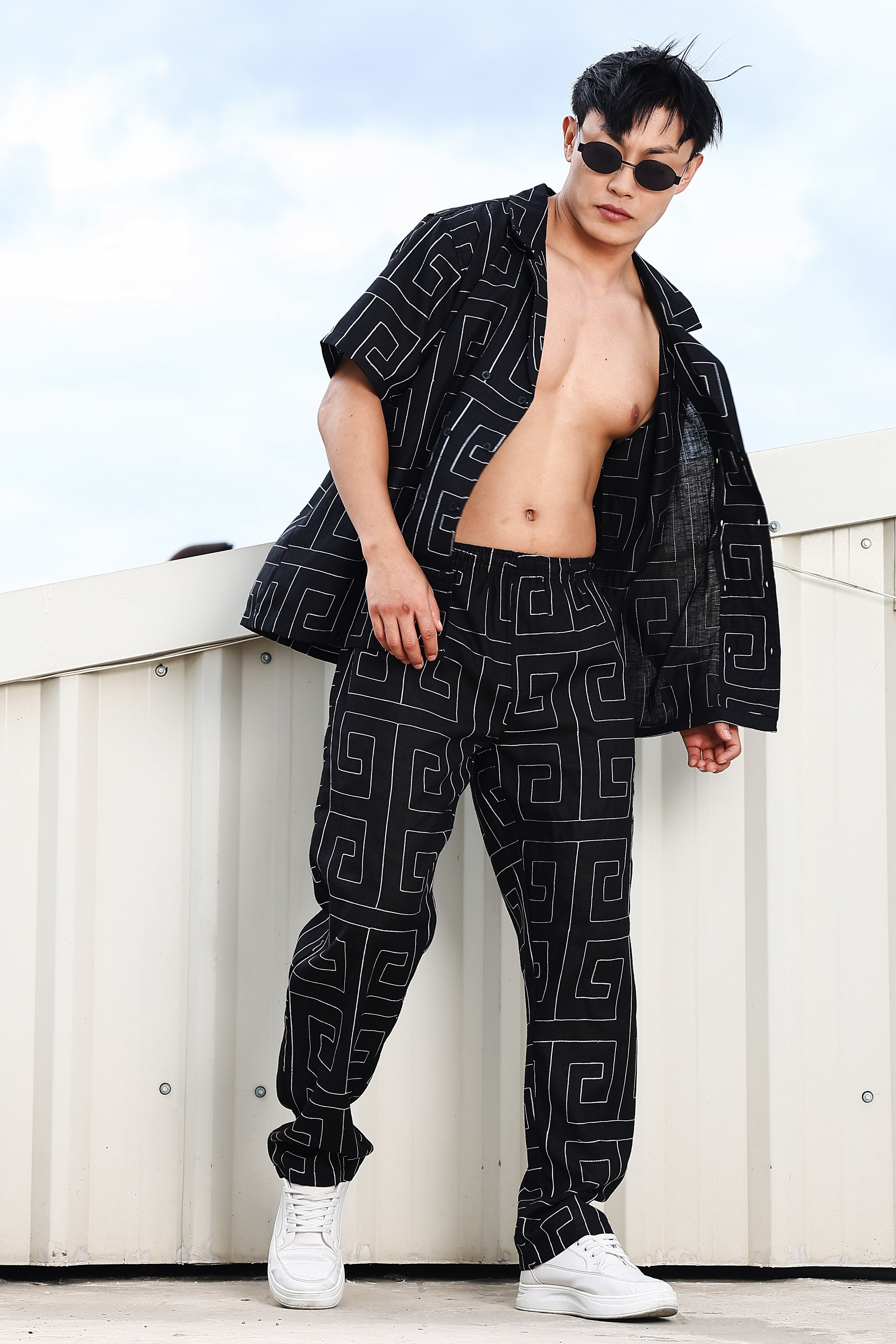 Black Linen Blend Embroidered Korean Streetstyle Regular Fit All Day Pants