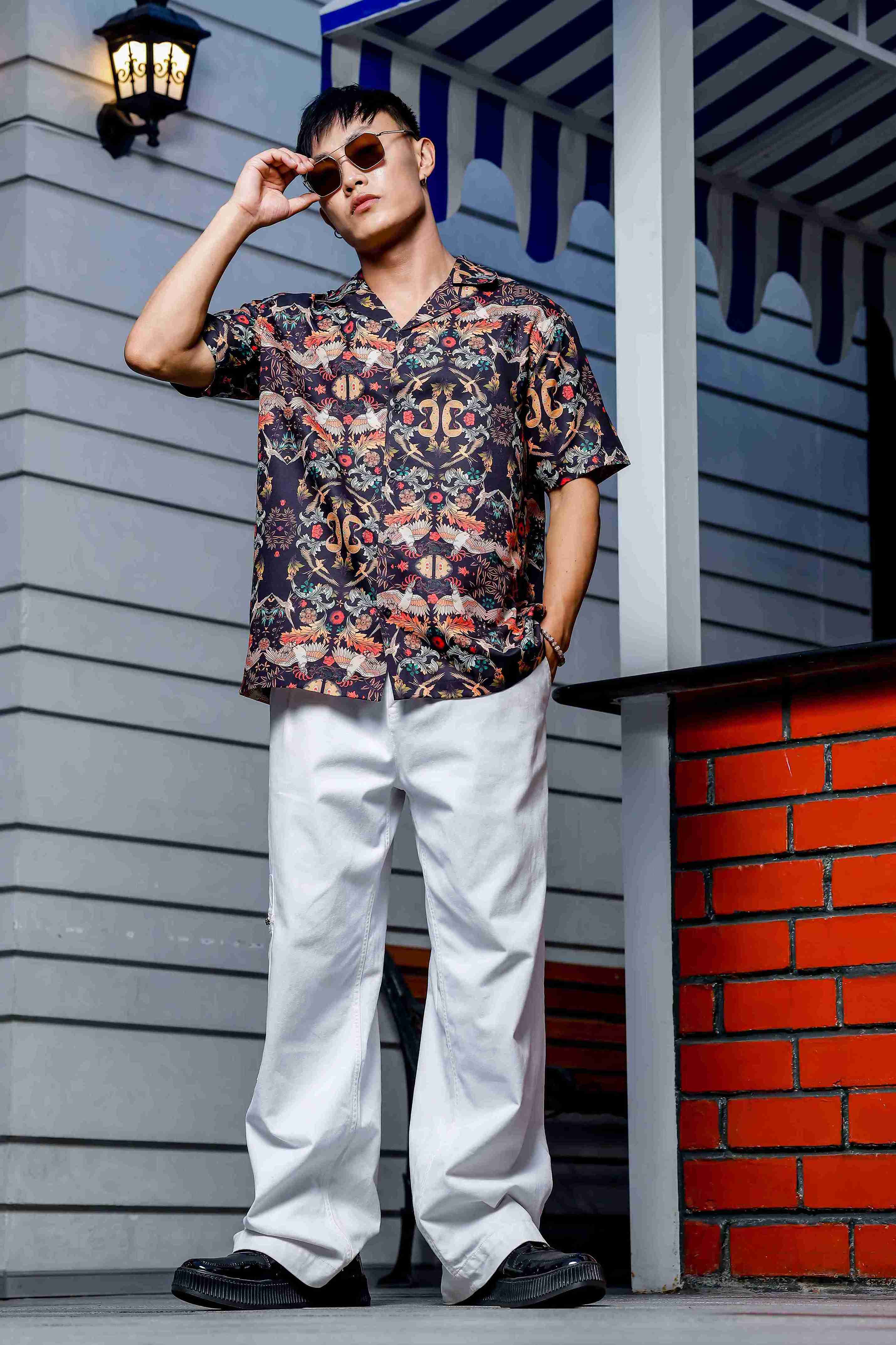 Relaxed Fit Black Floral Printed Cuban Collar Resort Shirt