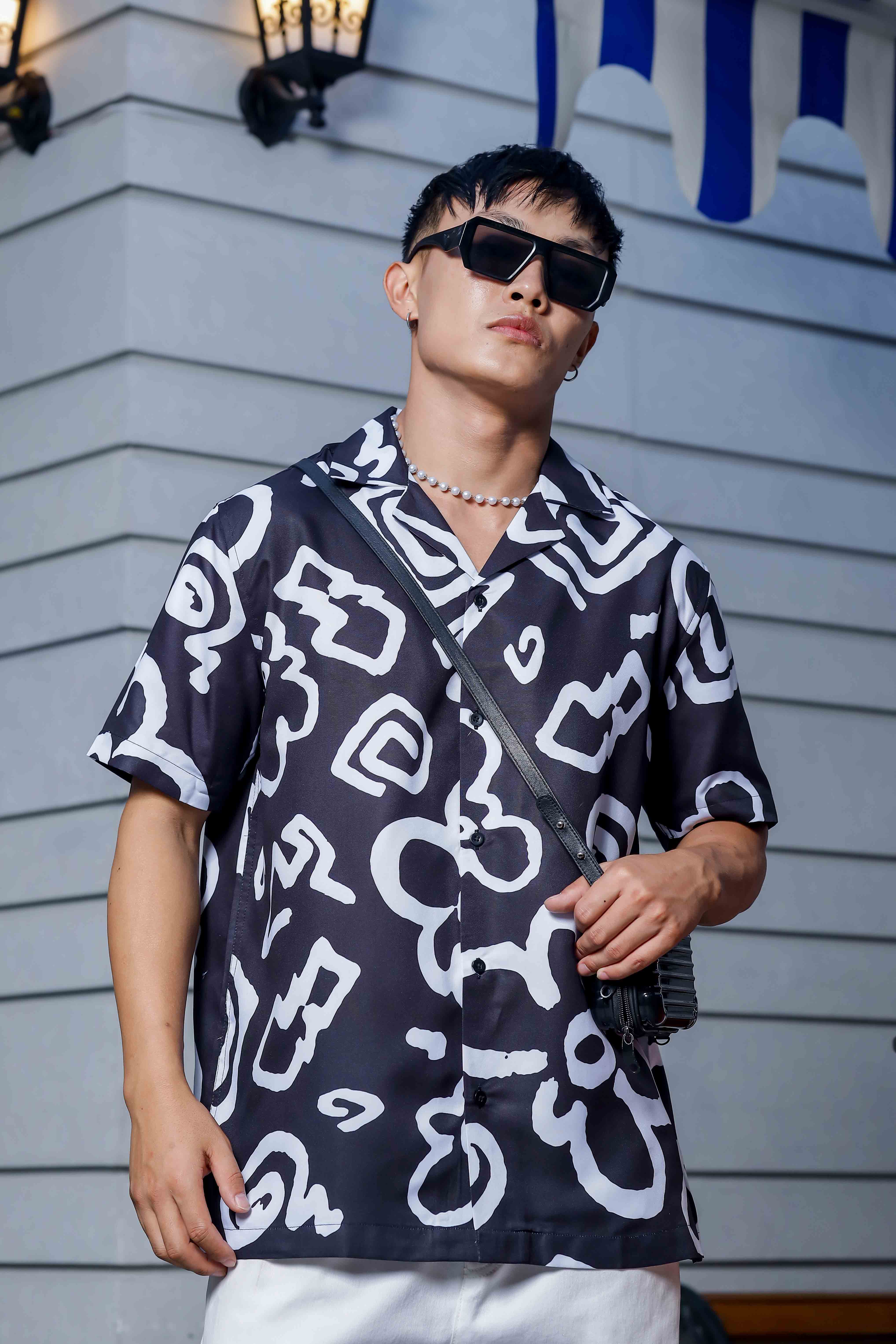Black Abstract Floral Printed Cuban Collar Oversized Resort Shirt
