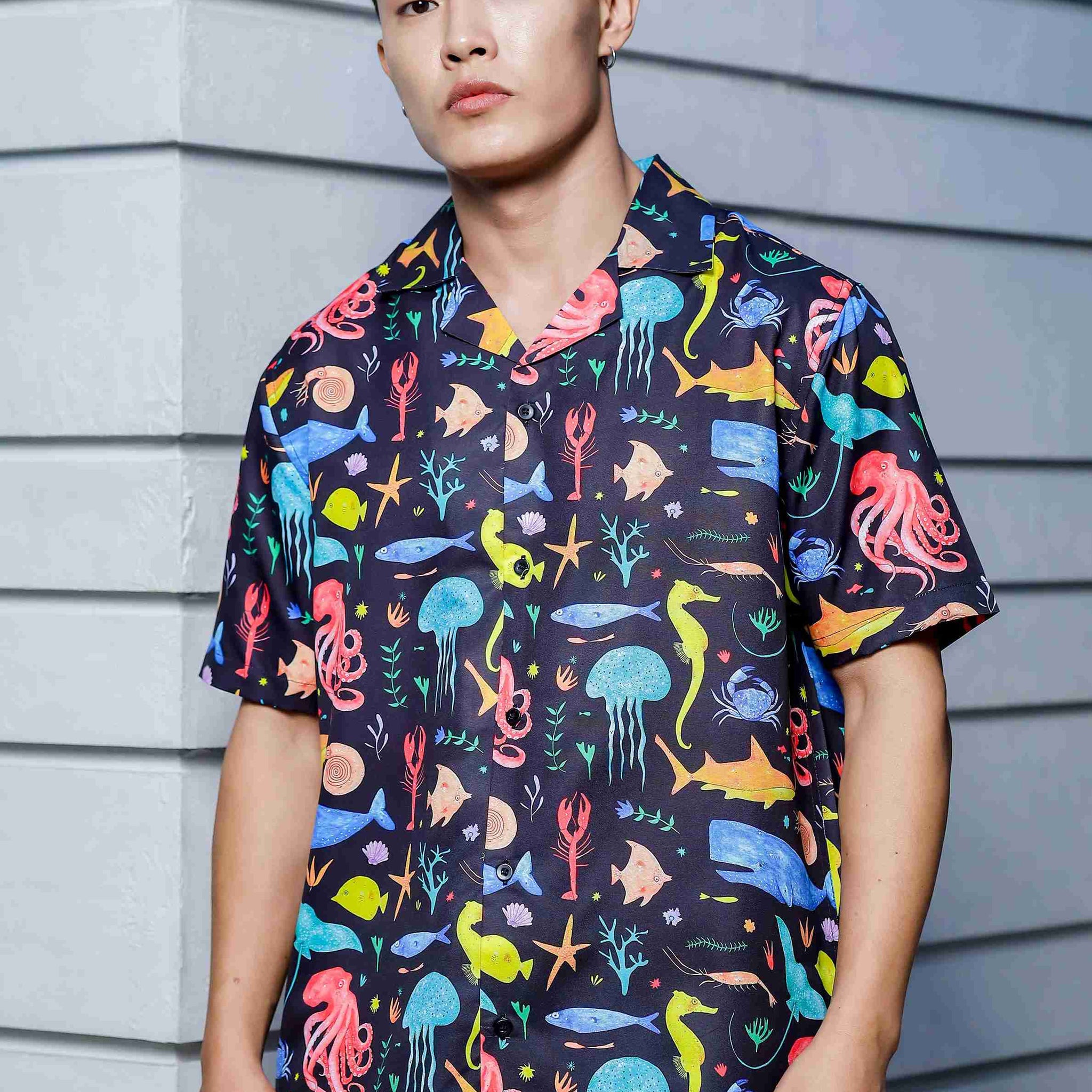 Unisex Black Abstract Printed Cuban Collar Classic Relaxed Fit Resort Shirt