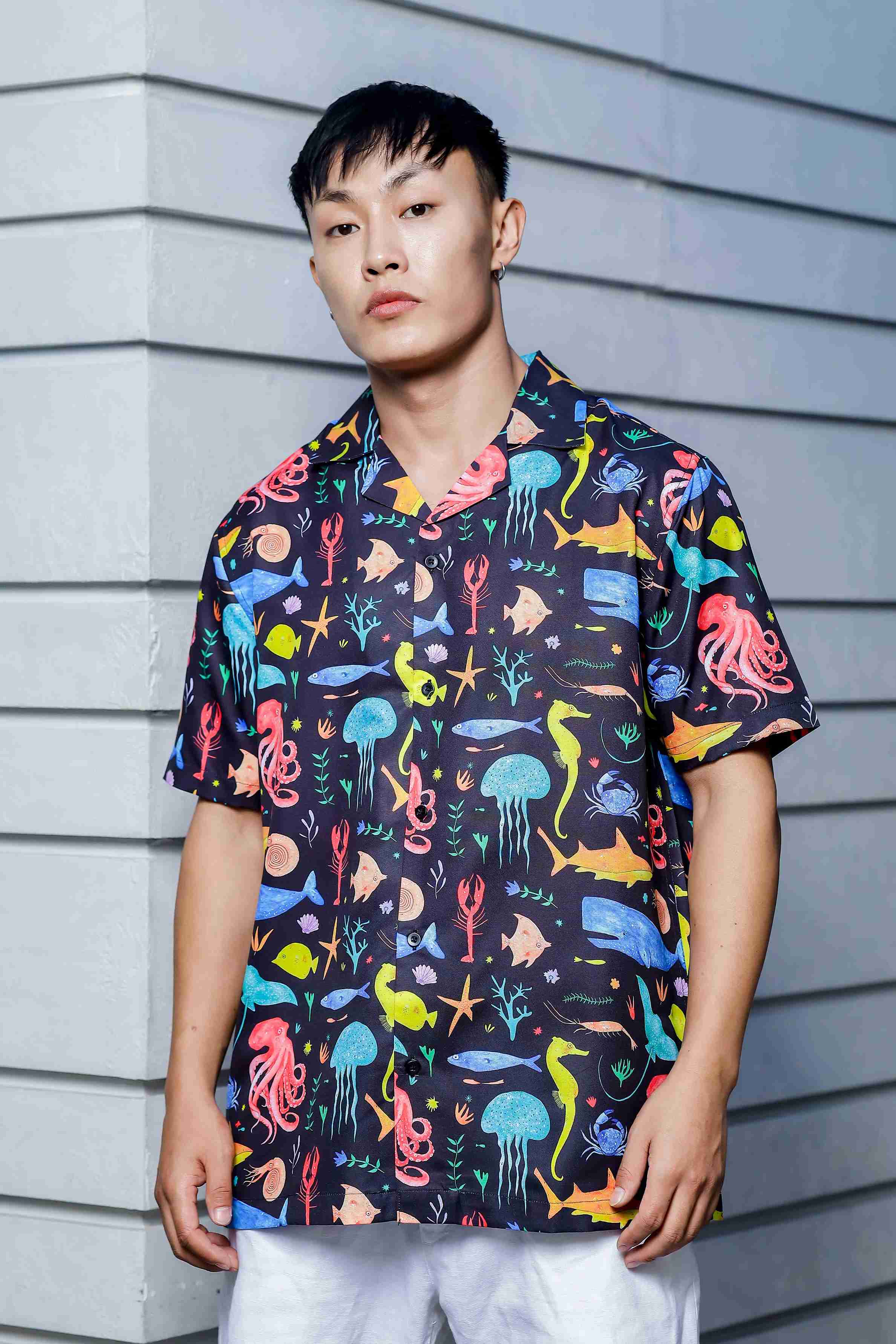 Unisex Black Abstract Printed Cuban Collar Classic Relaxed Fit Resort Shirt