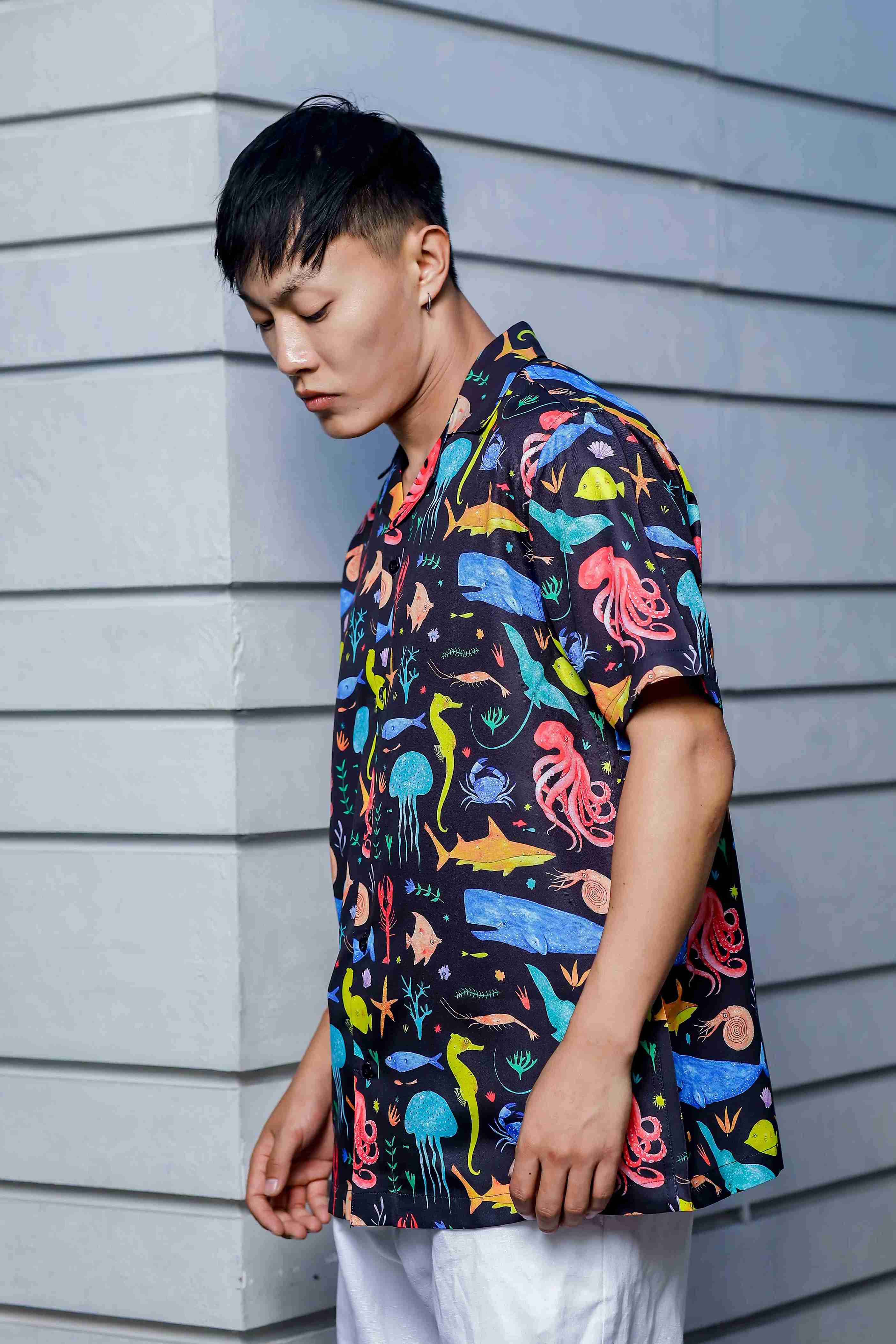 Unisex Black Abstract Printed Cuban Collar Classic Relaxed Fit Resort Shirt