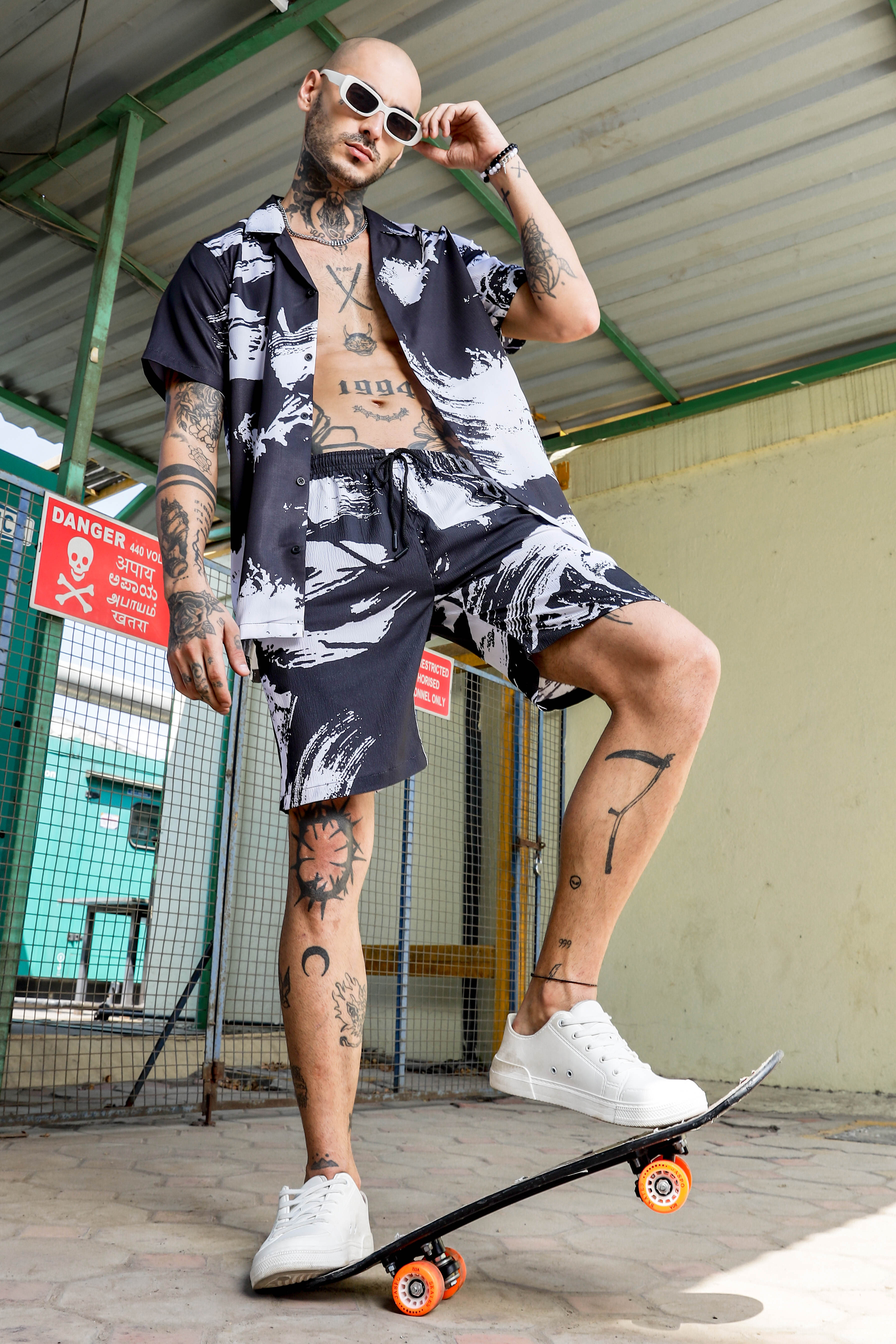 Black Abstract Printed Cuban Collar  Resort Shirt & Shorts Textured Co-ord Set