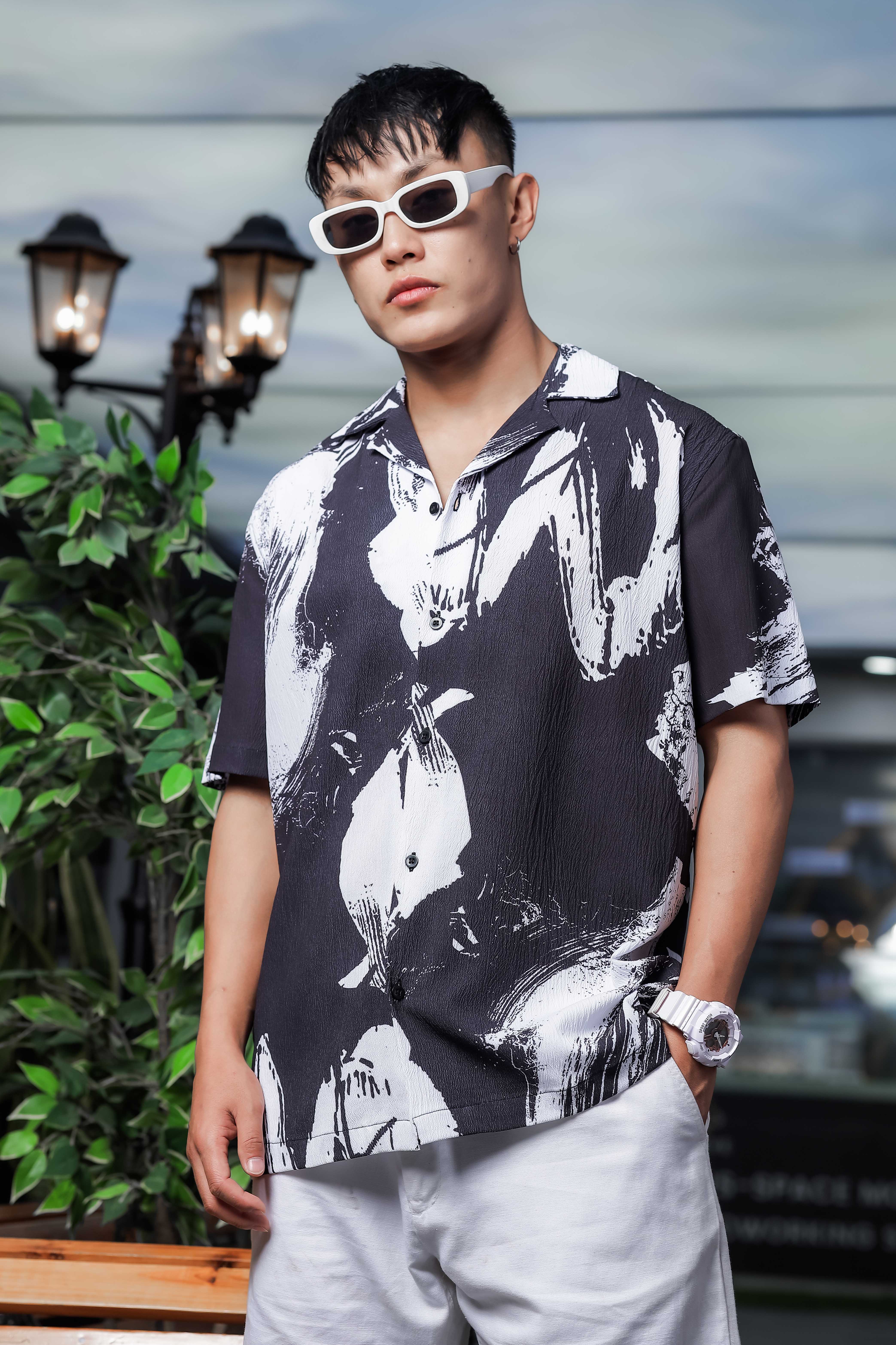 Black Abstract Printed Cuban Collar  Resort Shirt & Shorts Textured Co-ord Set