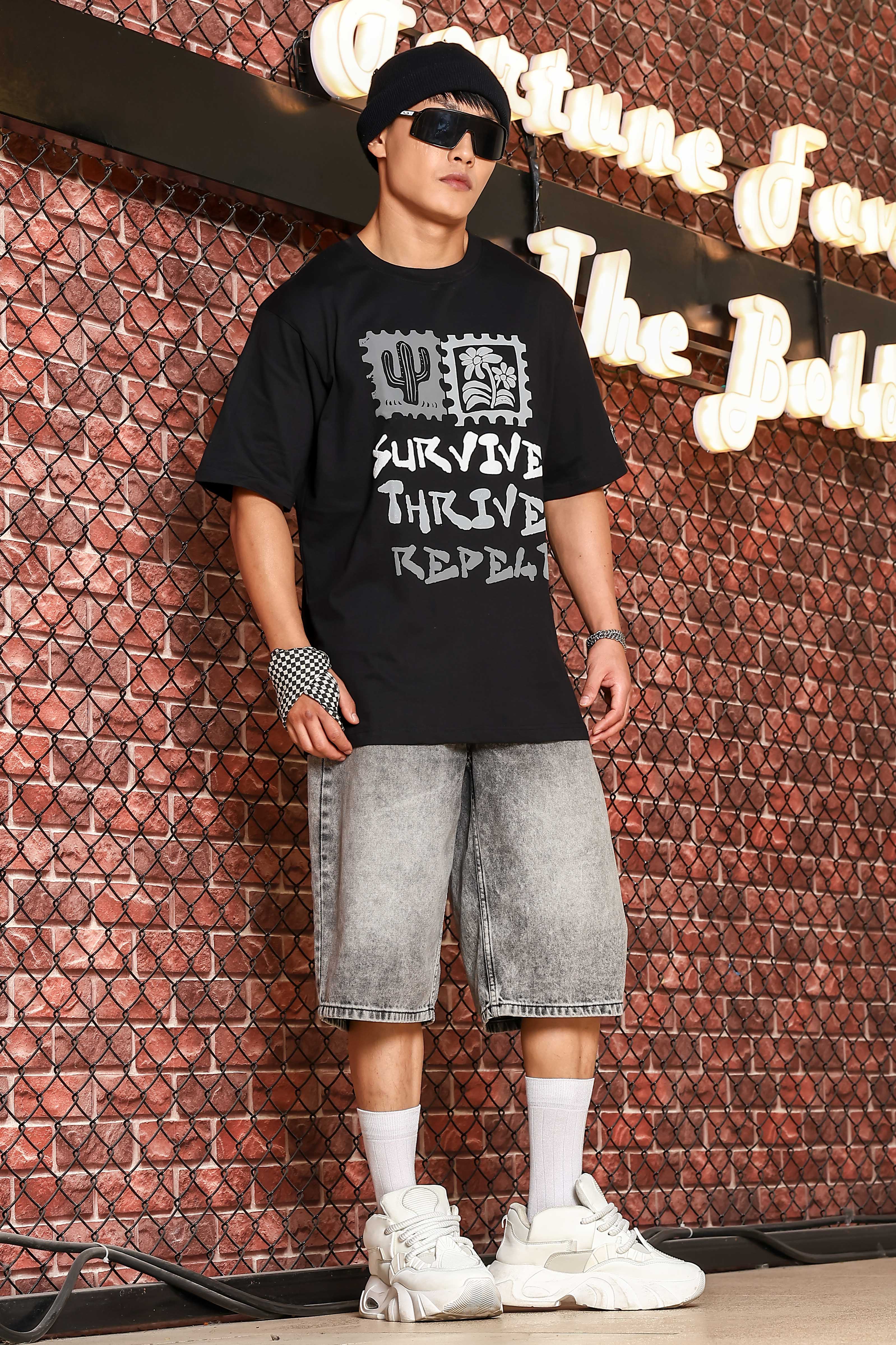 Black Oversized Printed Premium Drop-Shoulder Sleeve Pure Cotton T-shirt