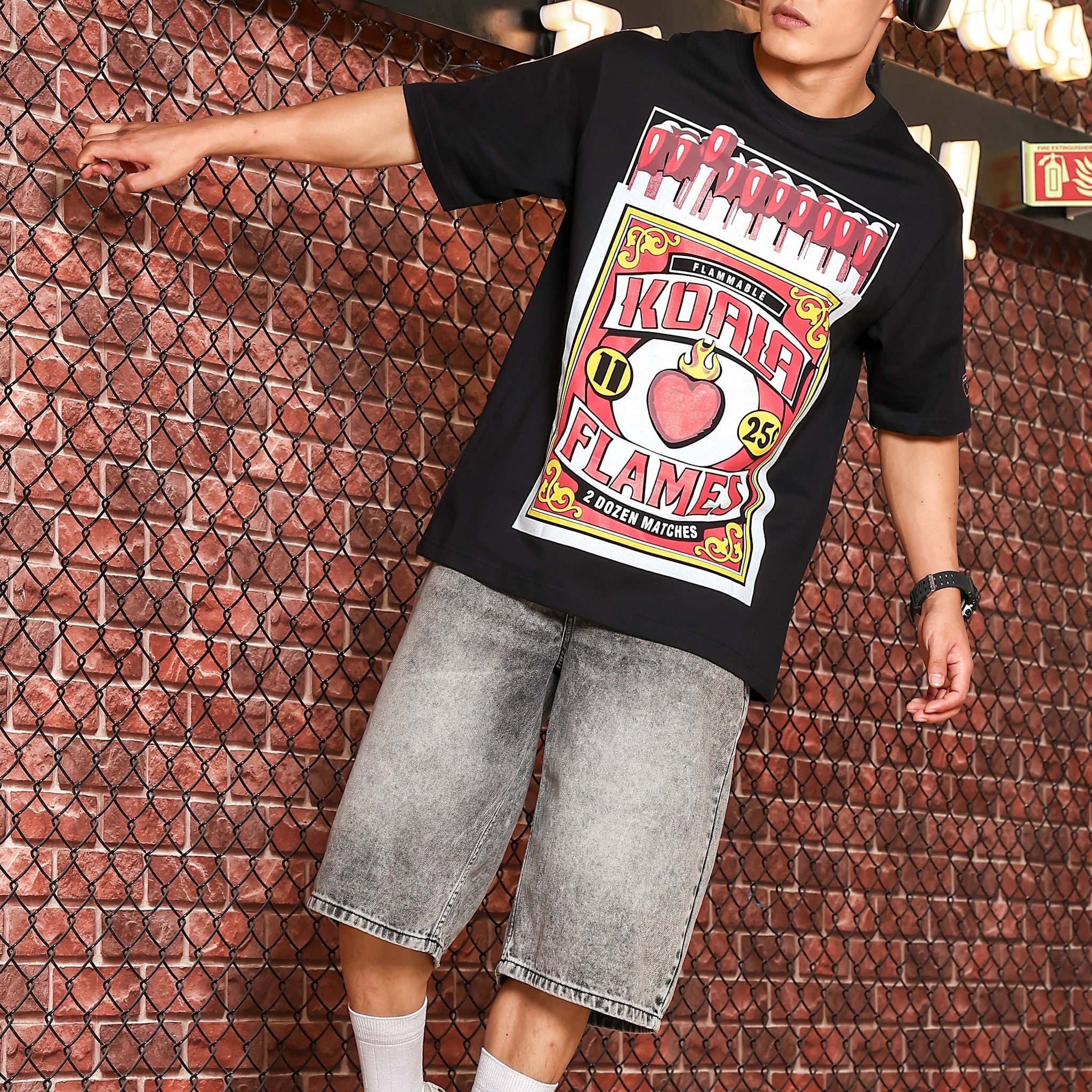 Black Oversized Printed Premium Drop-Shoulder Sleeve Pure Cotton T-shirt