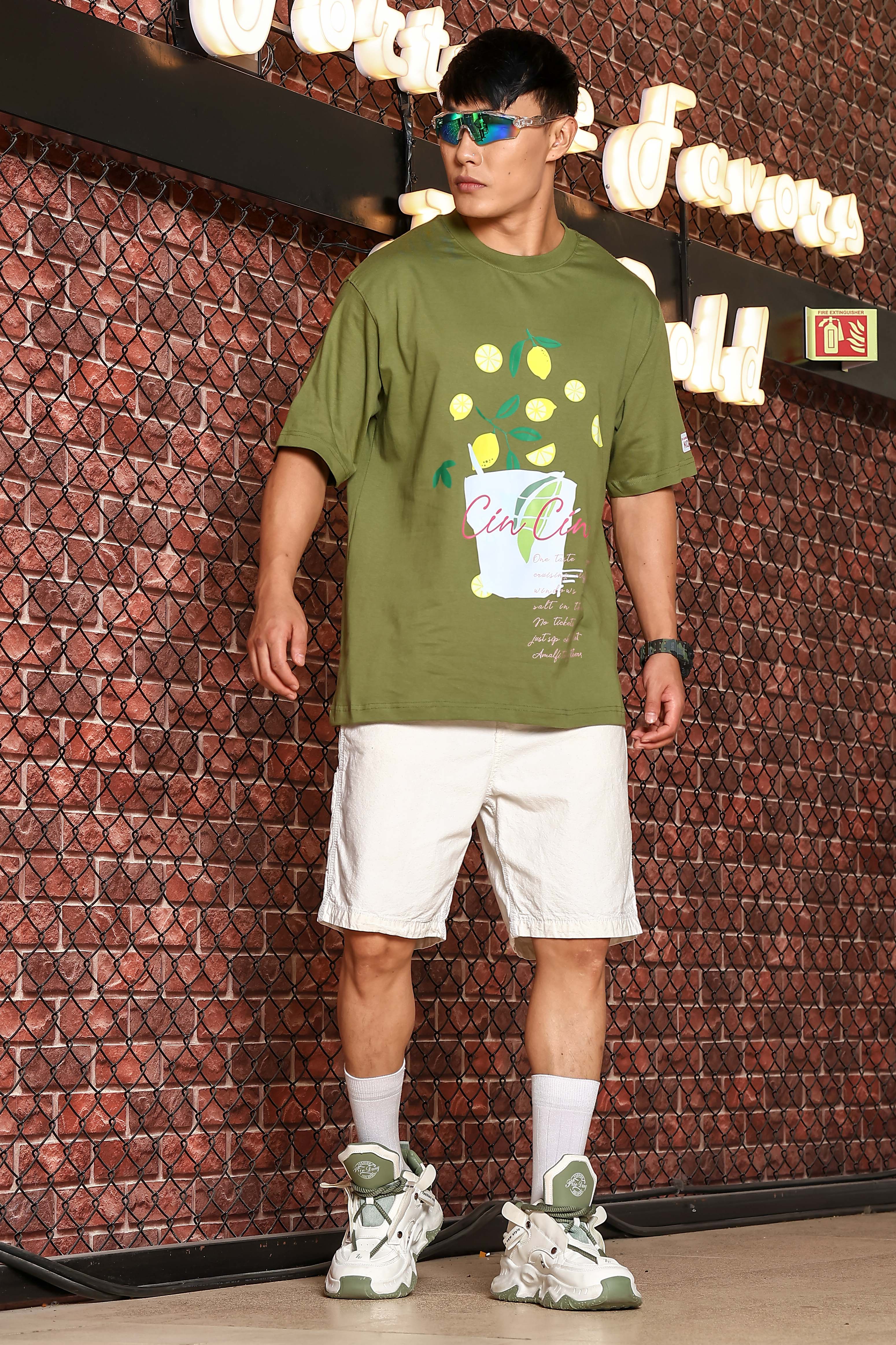 Oliver Oversized Printed Drop-Shoulder Sleeve Pure Cotton T-shirt