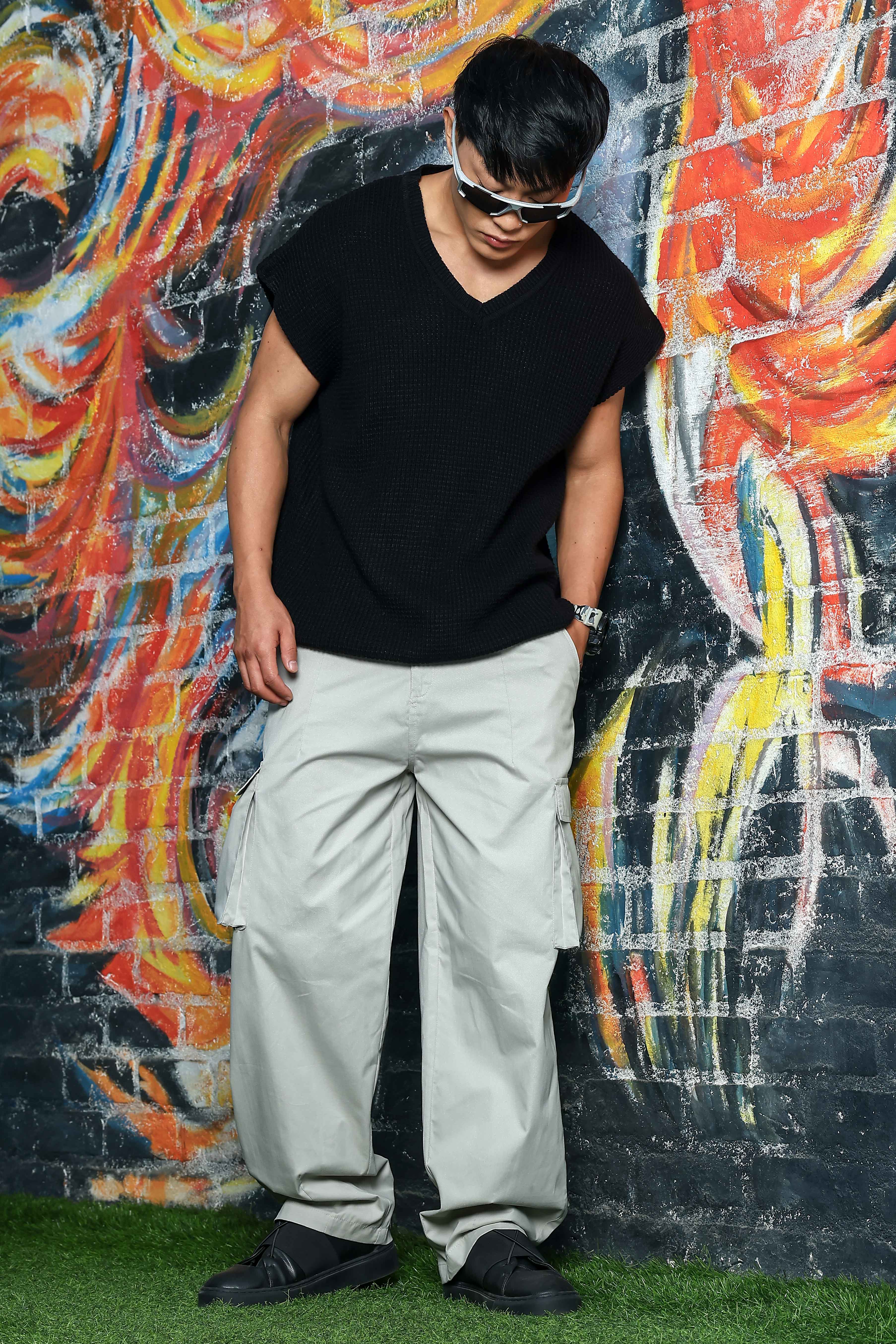 Unisex Baggy fit Grey Cargo Trousers