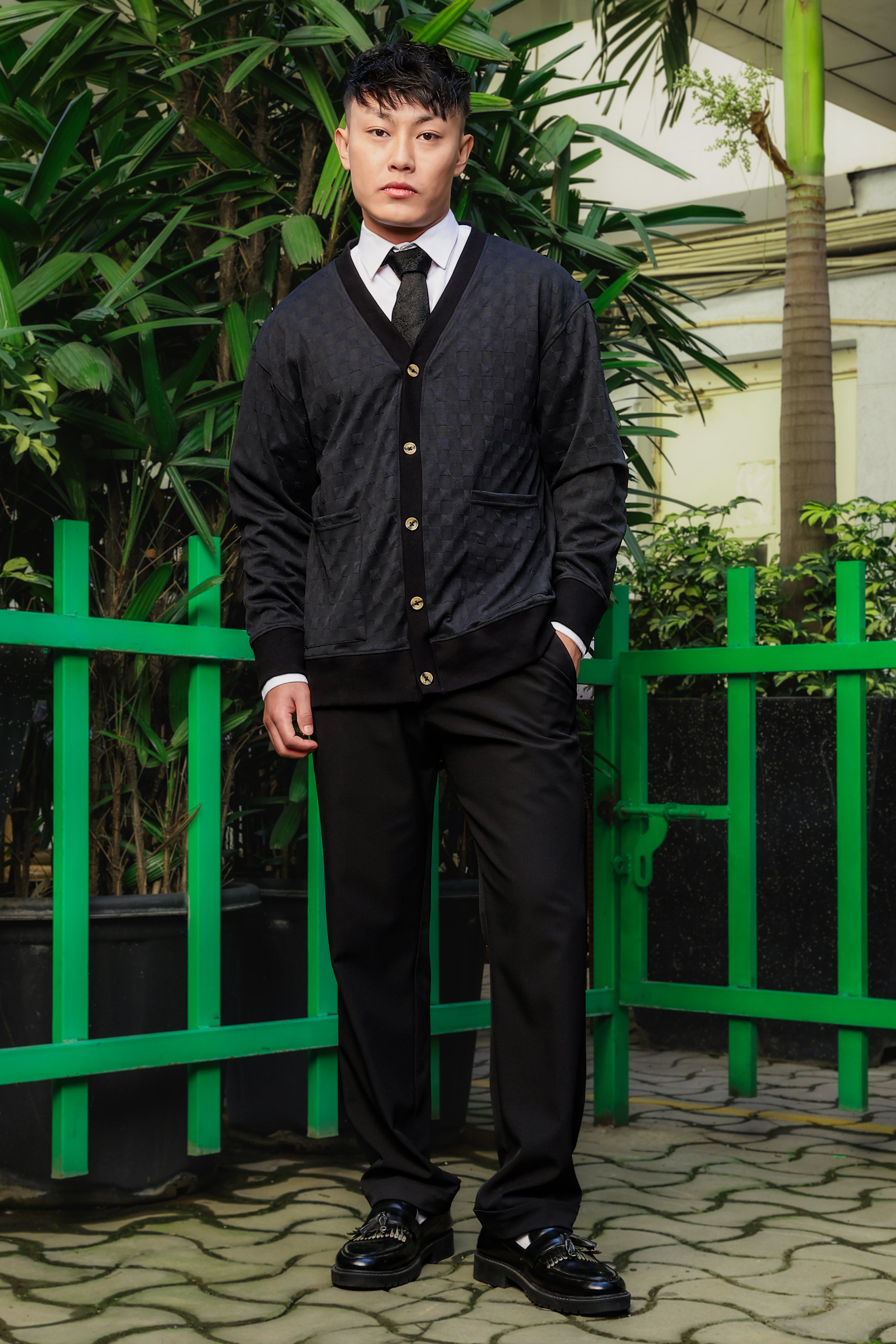 Black Textured Self Design V-Neck Knitted Cardigan