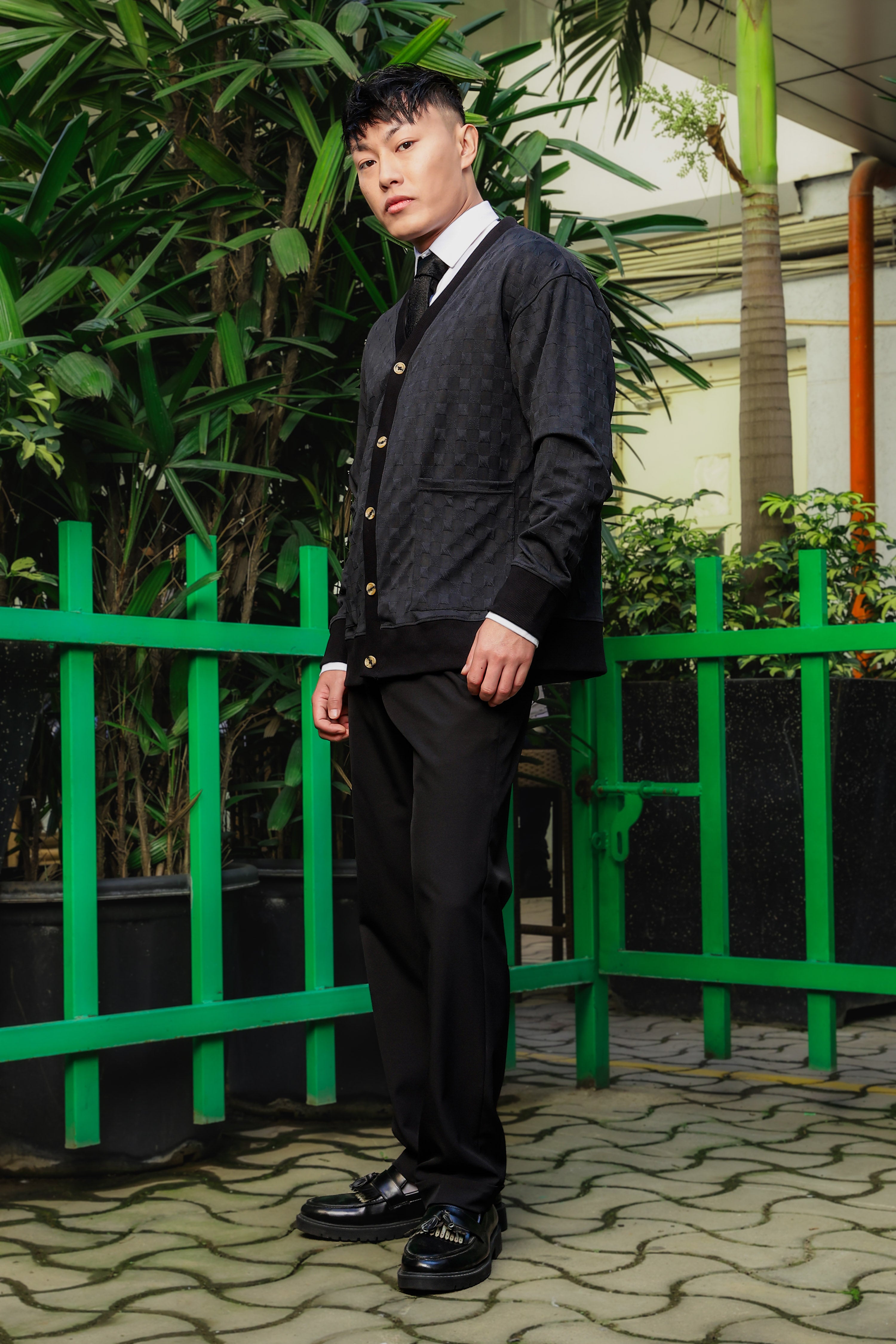 Black Textured Self Design V-Neck Knitted Cardigan