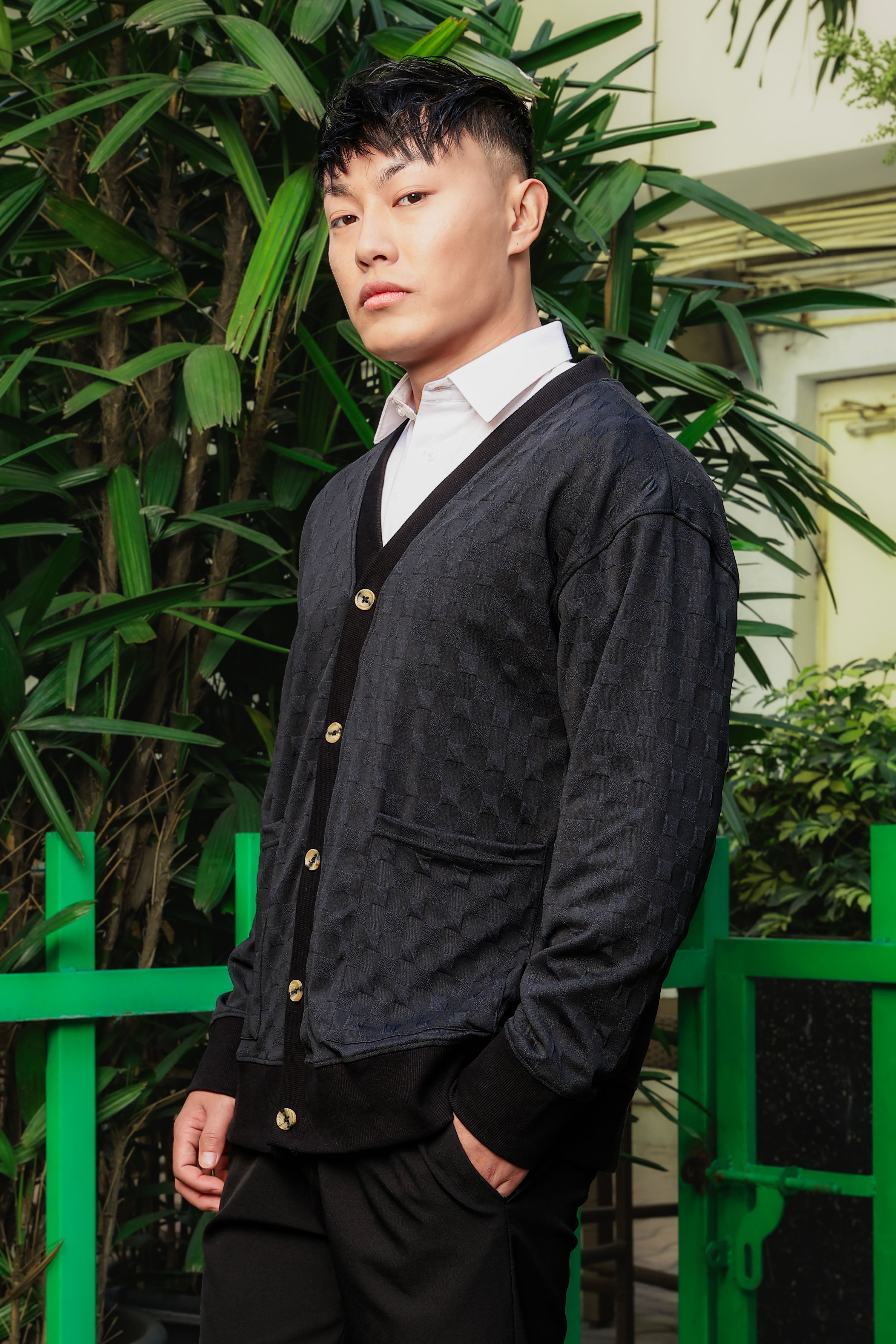 Black Textured Self Design V-Neck Knitted Cardigan