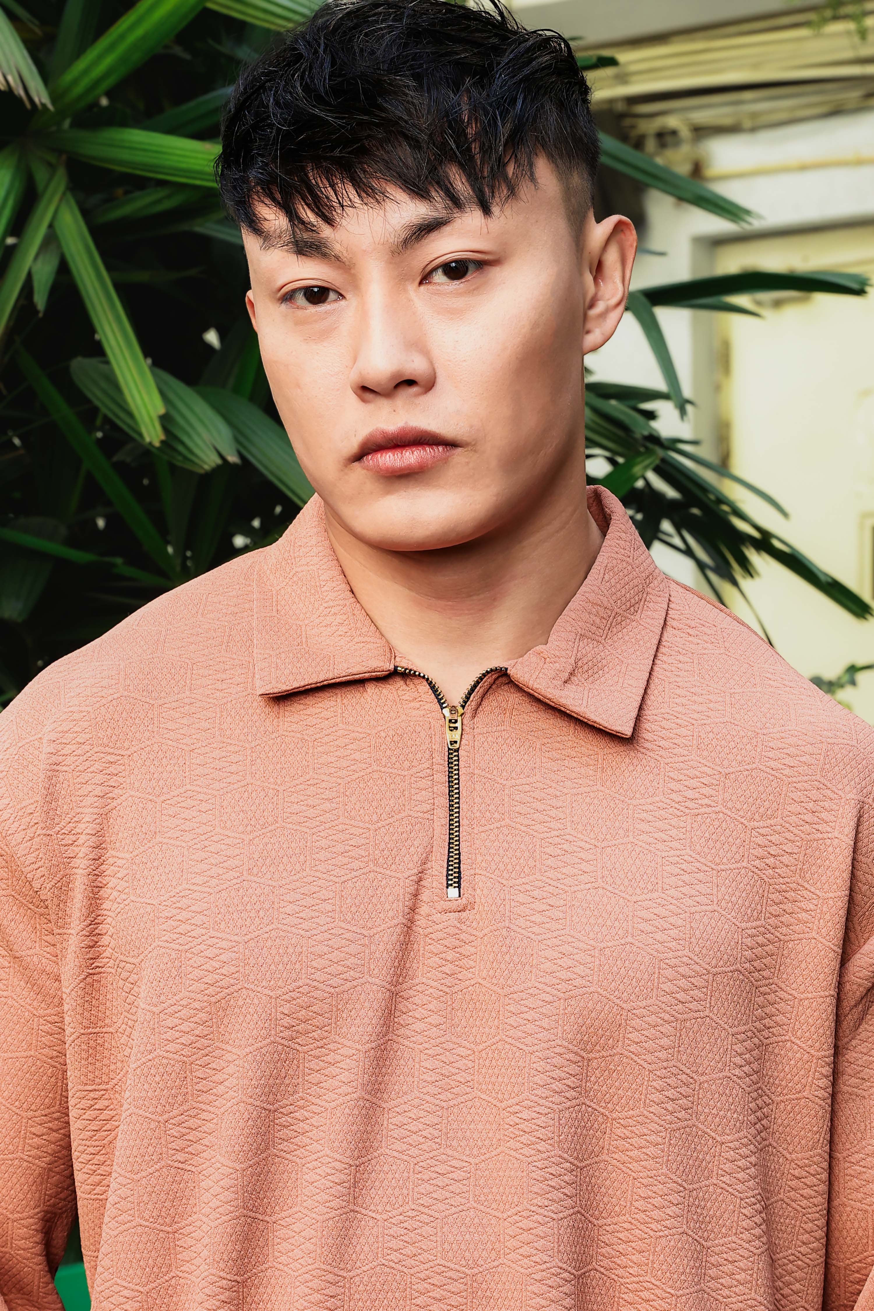 Brown Solid Textured Cable Knit Drop-Shoulder Relaxed Fit Polo Neck Full Sleeve T-Shirt