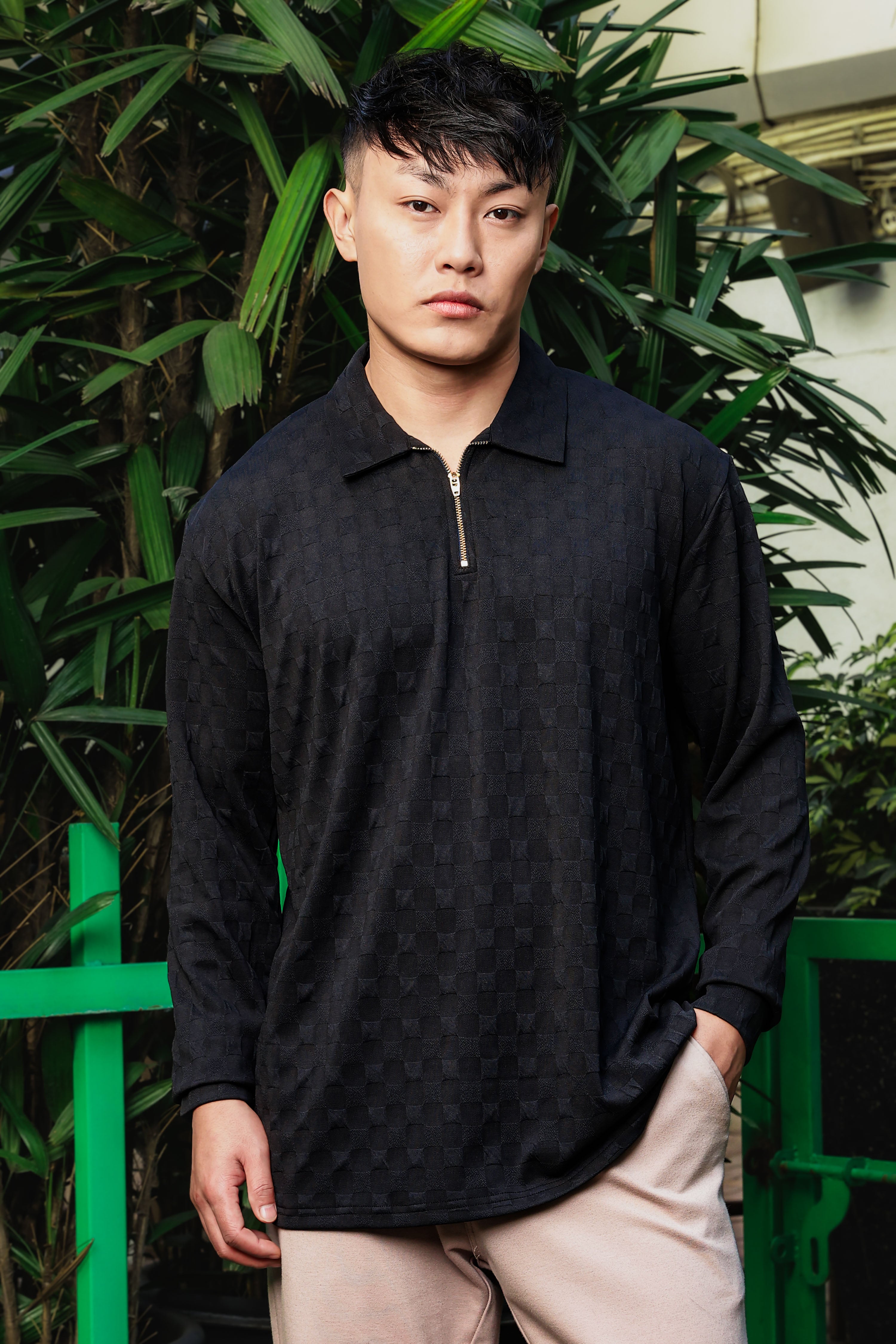 Black Solid Textured Cable Knit Drop-Shoulder Relaxed Fit Polo Neck Full Sleeve T-Shirt