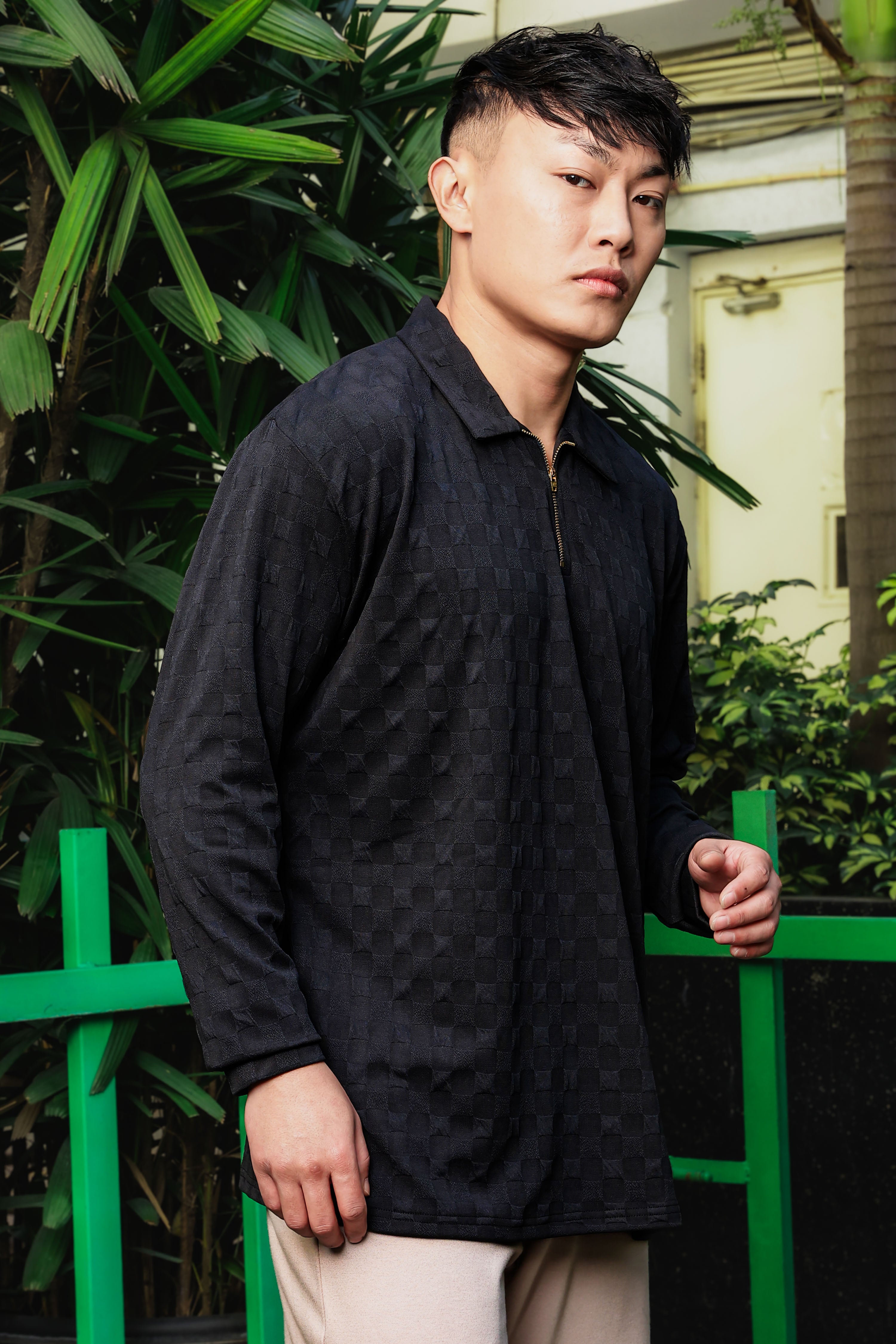 Black Solid Textured Cable Knit Drop-Shoulder Relaxed Fit Polo Neck Full Sleeve T-Shirt