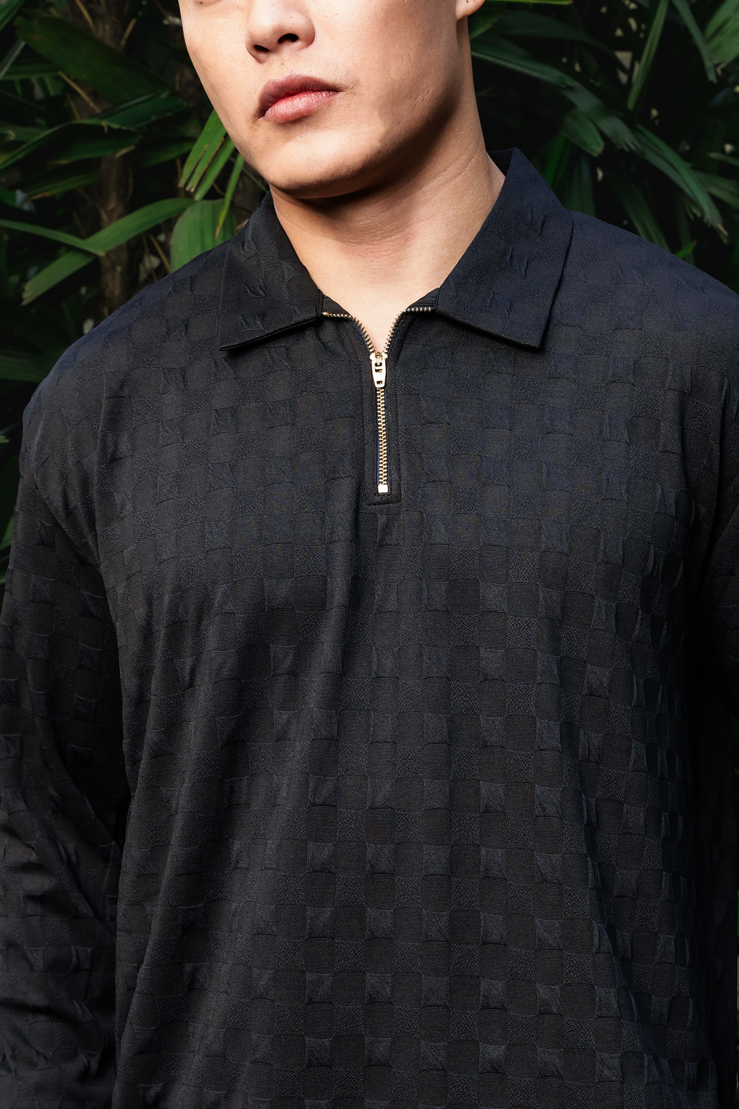 Black Solid Textured Cable Knit Drop-Shoulder Relaxed Fit Polo Neck Full Sleeve T-Shirt