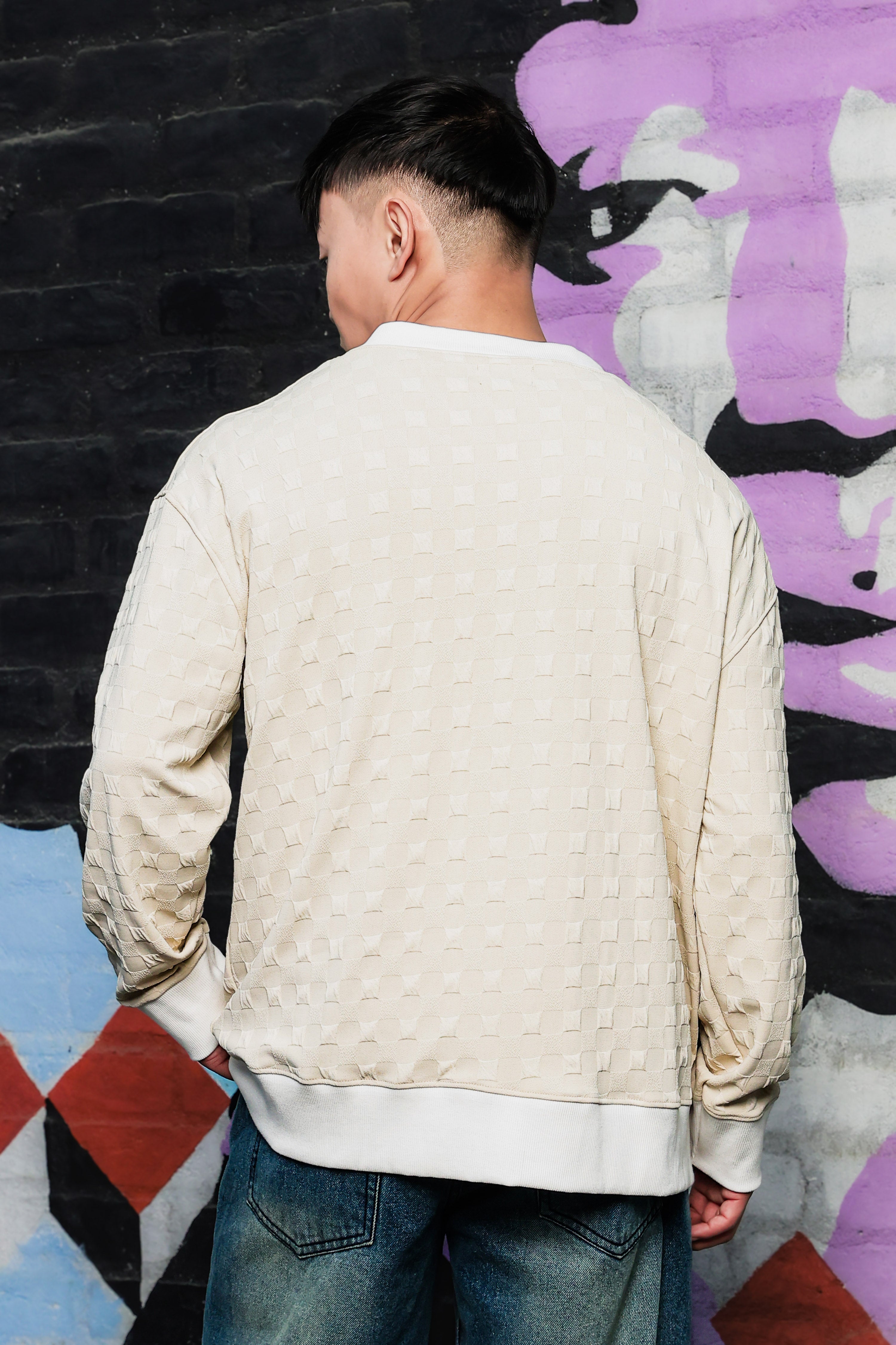 Off-White Textured & Self Design V-Neck Knitted Cardigan