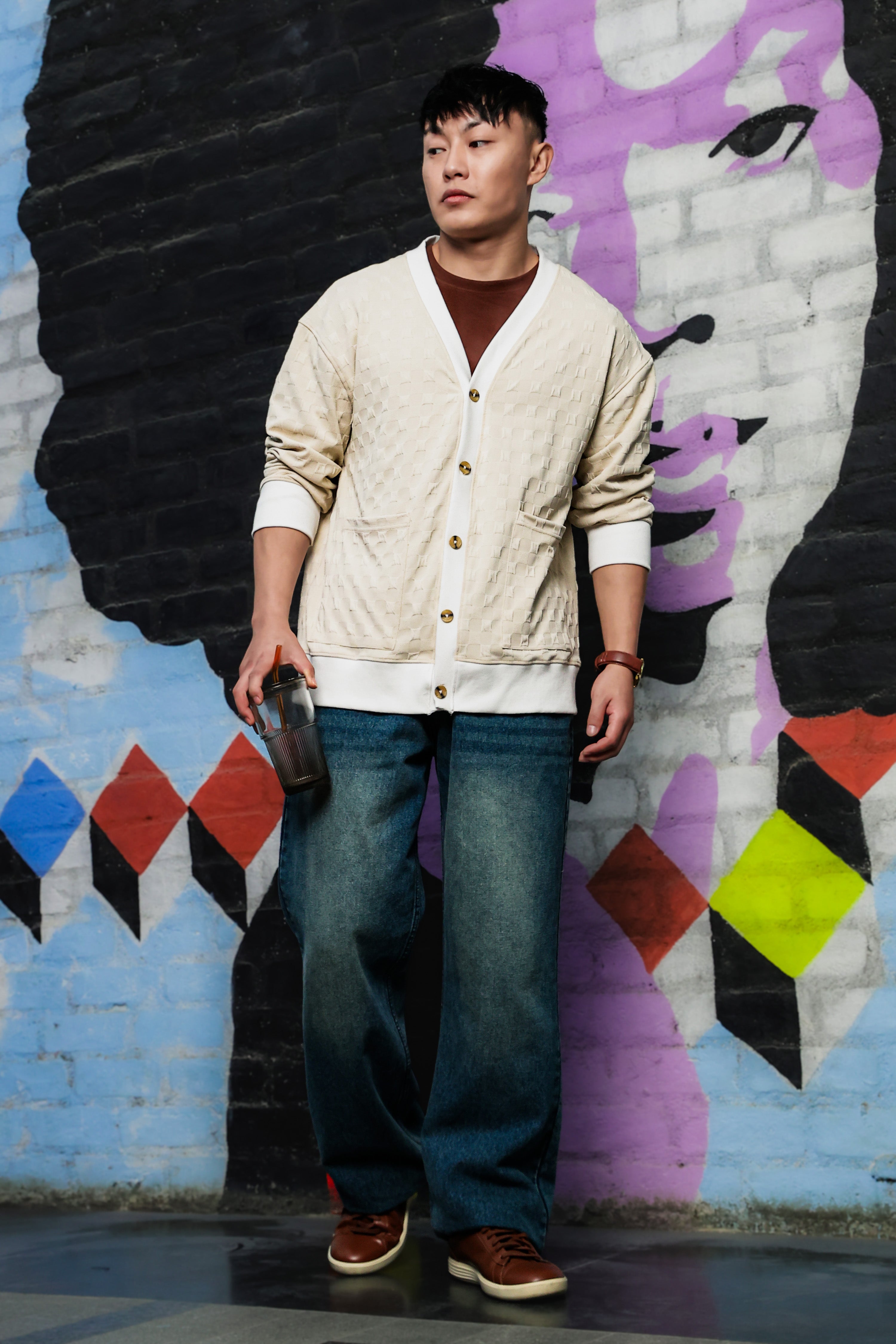 Off-White Textured & Self Design V-Neck Knitted Cardigan