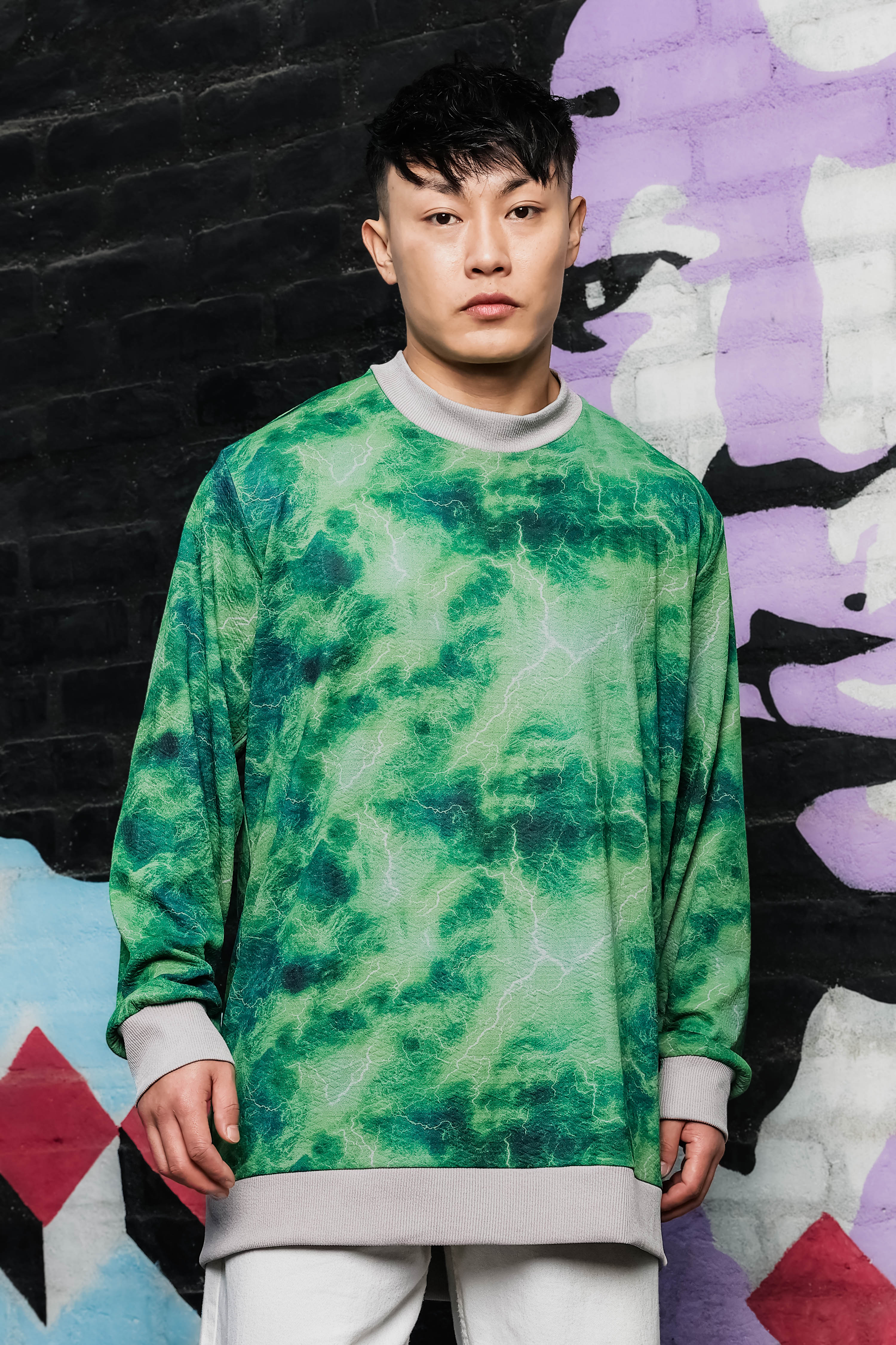 Grey & Green Abstract Printed Drop-Shoulder Relaxed Fit Pullover Sweatshirt