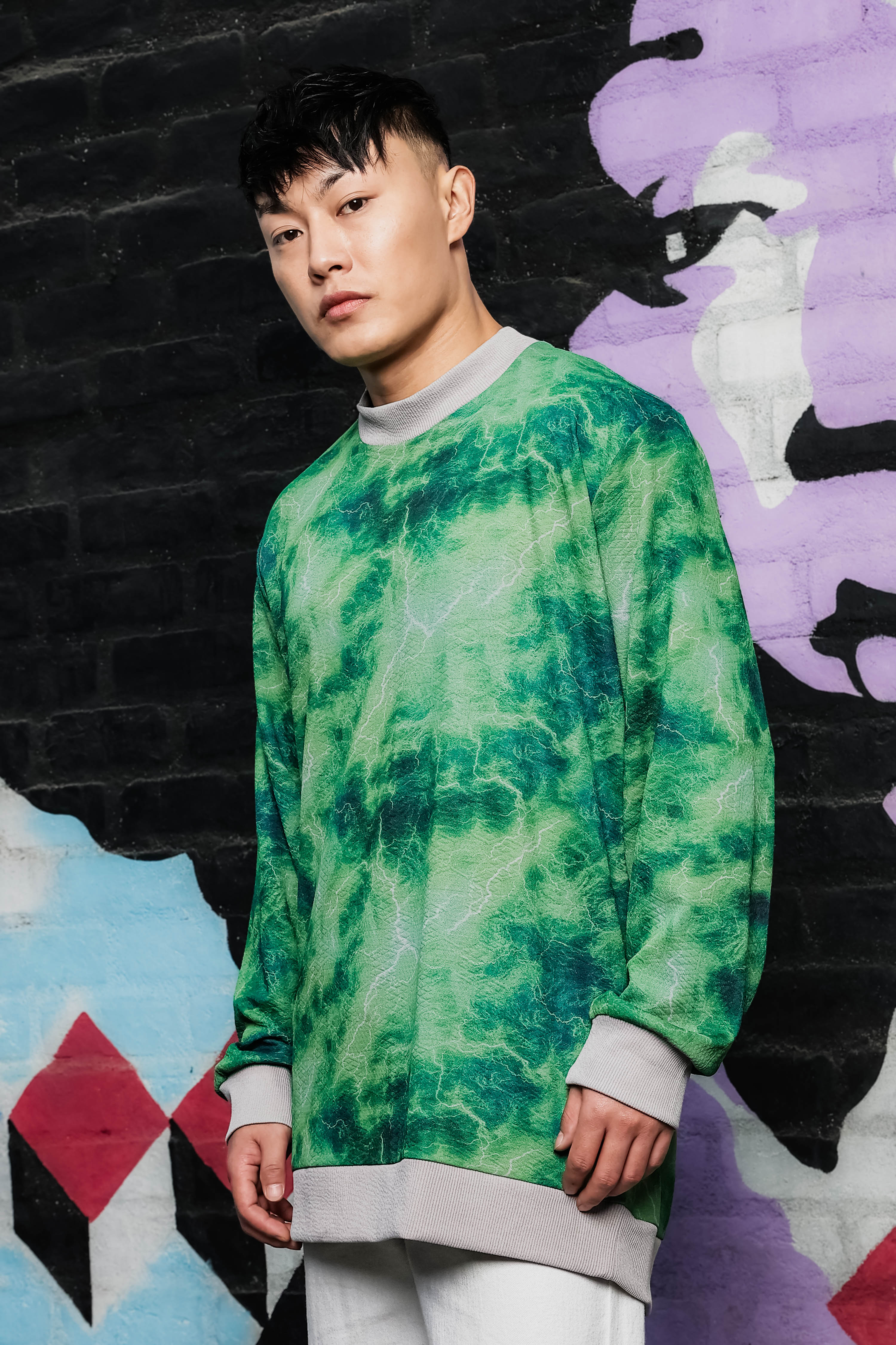 Grey & Green Abstract Printed Drop-Shoulder Relaxed Fit Pullover Sweatshirt