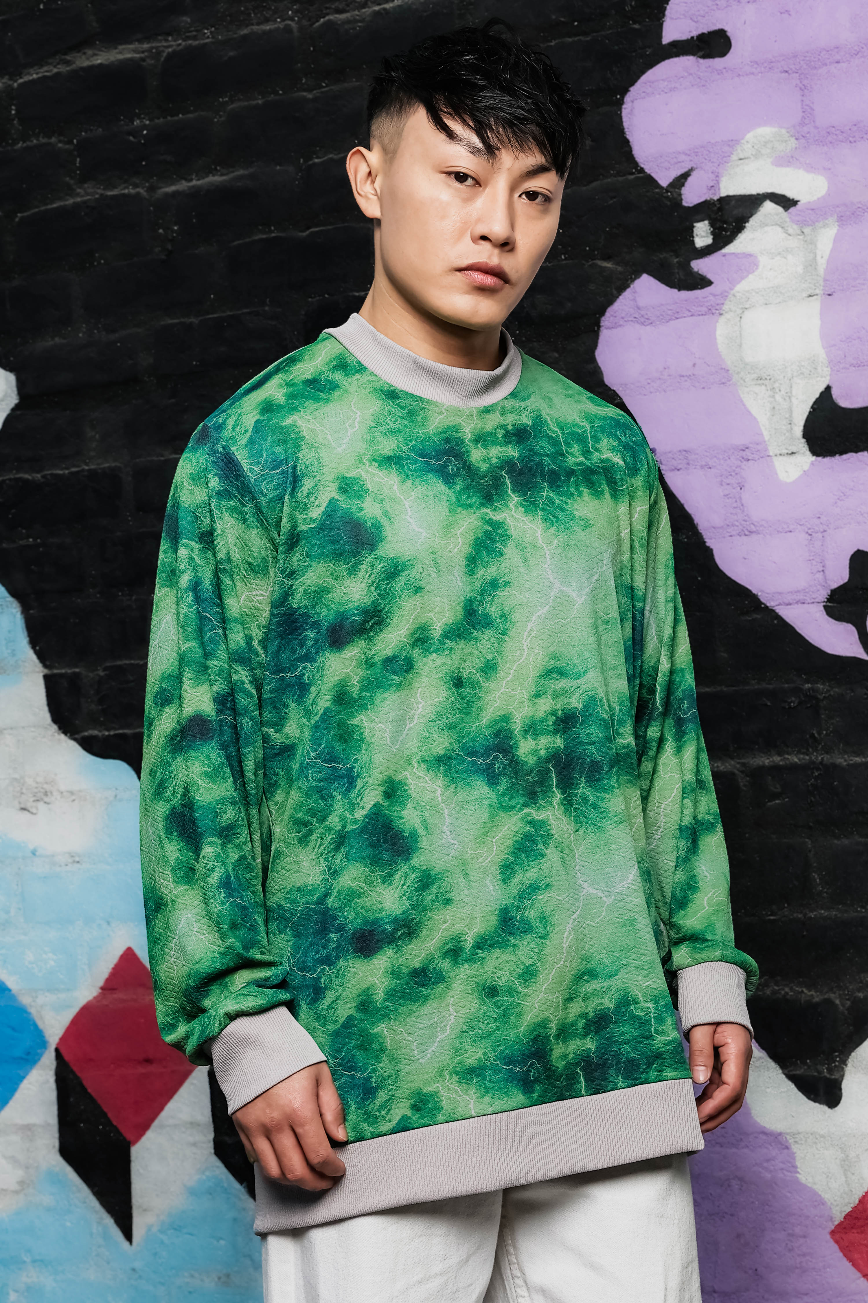 Grey & Green Abstract Printed Drop-Shoulder Relaxed Fit Pullover Sweatshirt