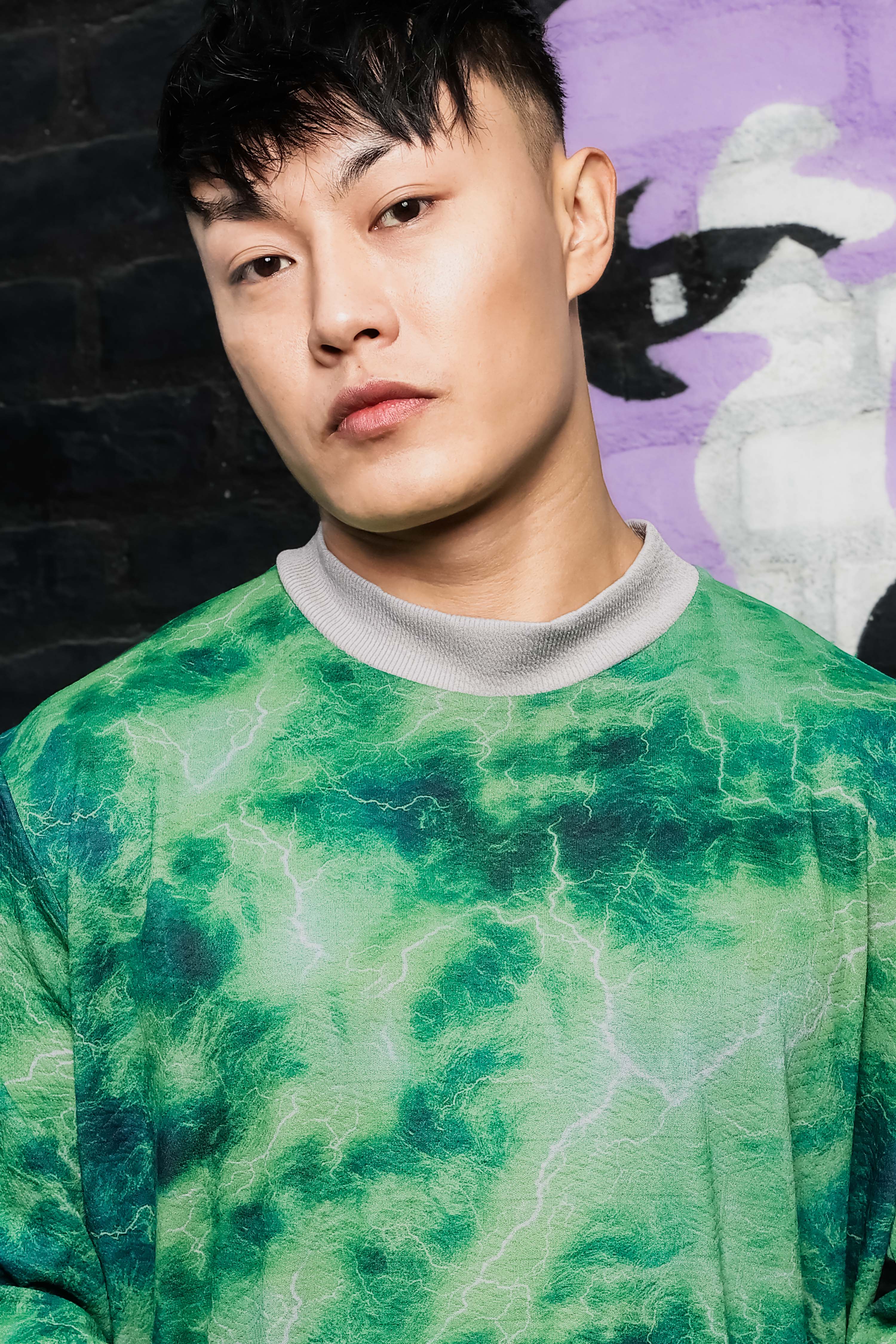 Grey & Green Abstract Printed Drop-Shoulder Relaxed Fit Pullover Sweatshirt