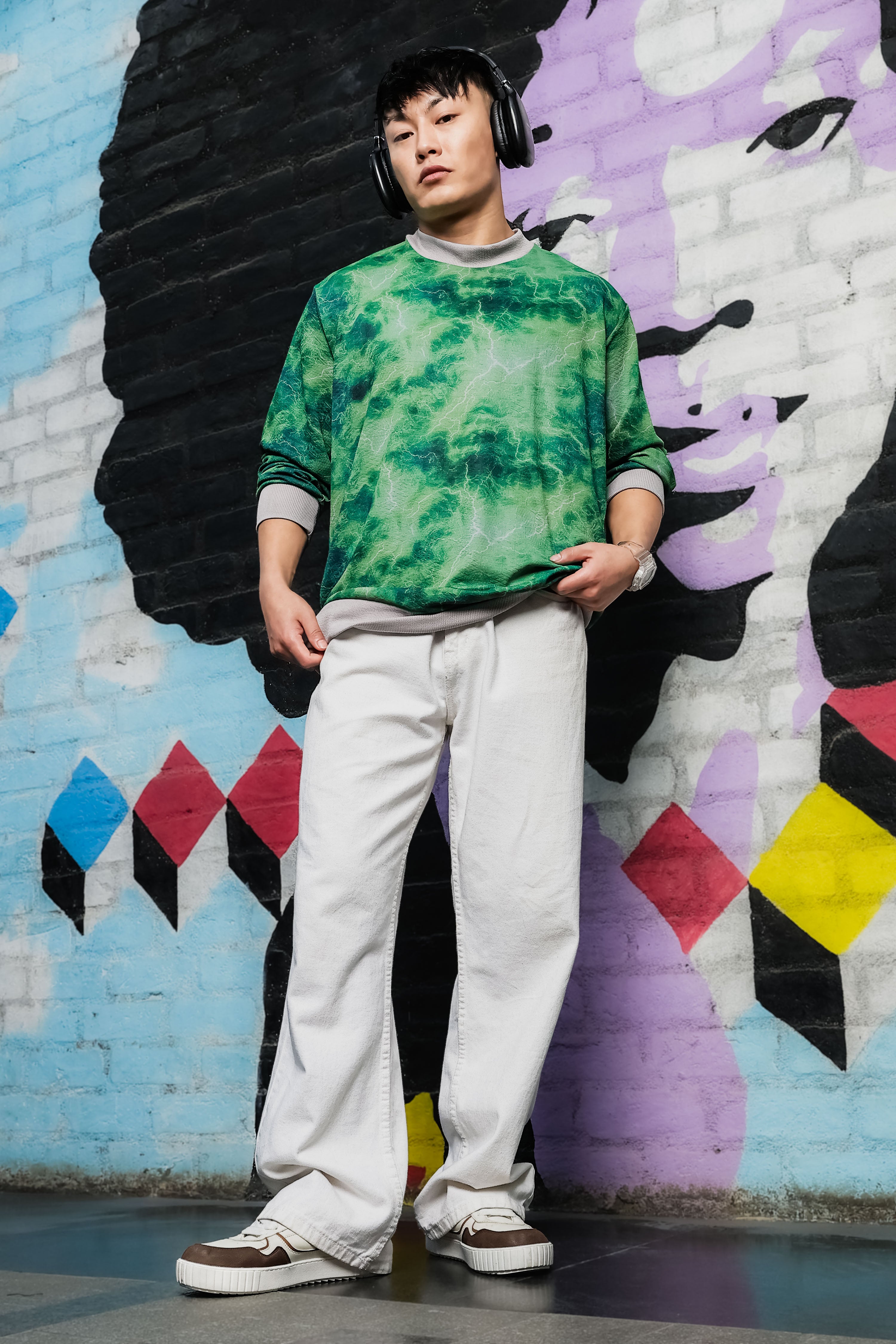 Grey & Green Abstract Printed Drop-Shoulder Relaxed Fit Pullover Sweatshirt